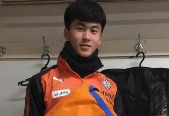 亚洲香蕉网久久综合影院3p